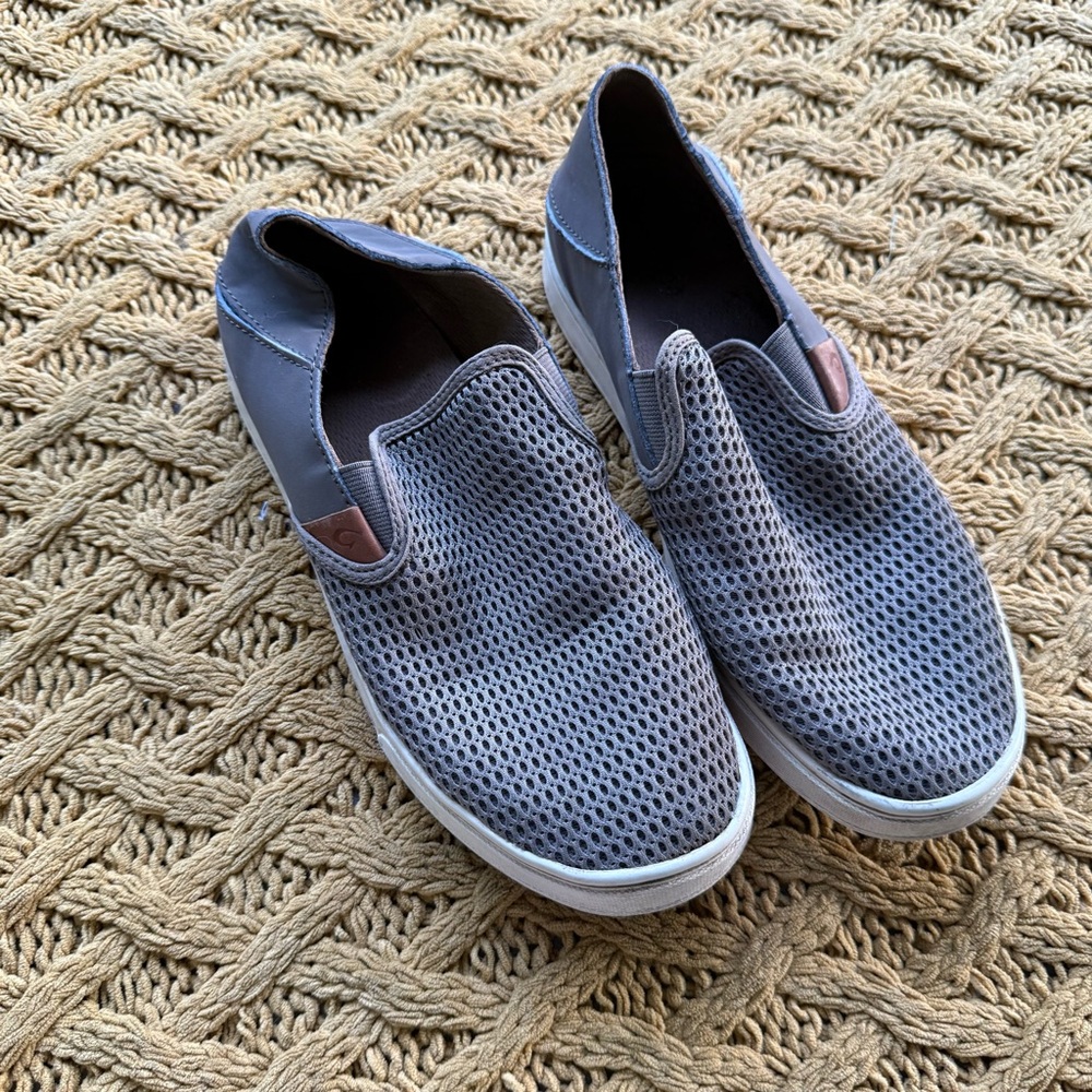 Olukai Pehuea Tan Beige Slip On Women's Size 8 Mesh Comfort Casual Loafer Shoes